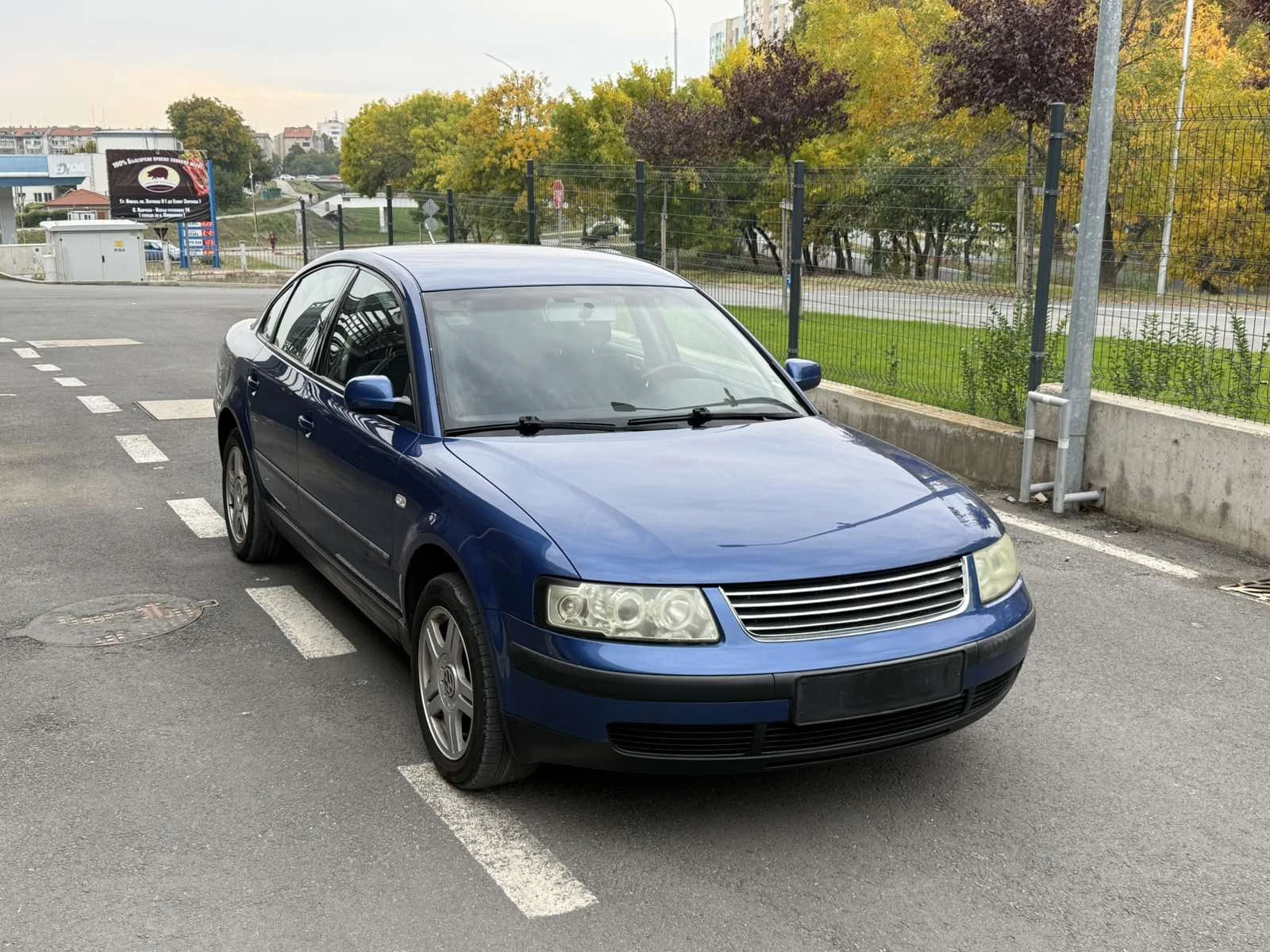 VW Passat 1.6 | Mobile.bg   1