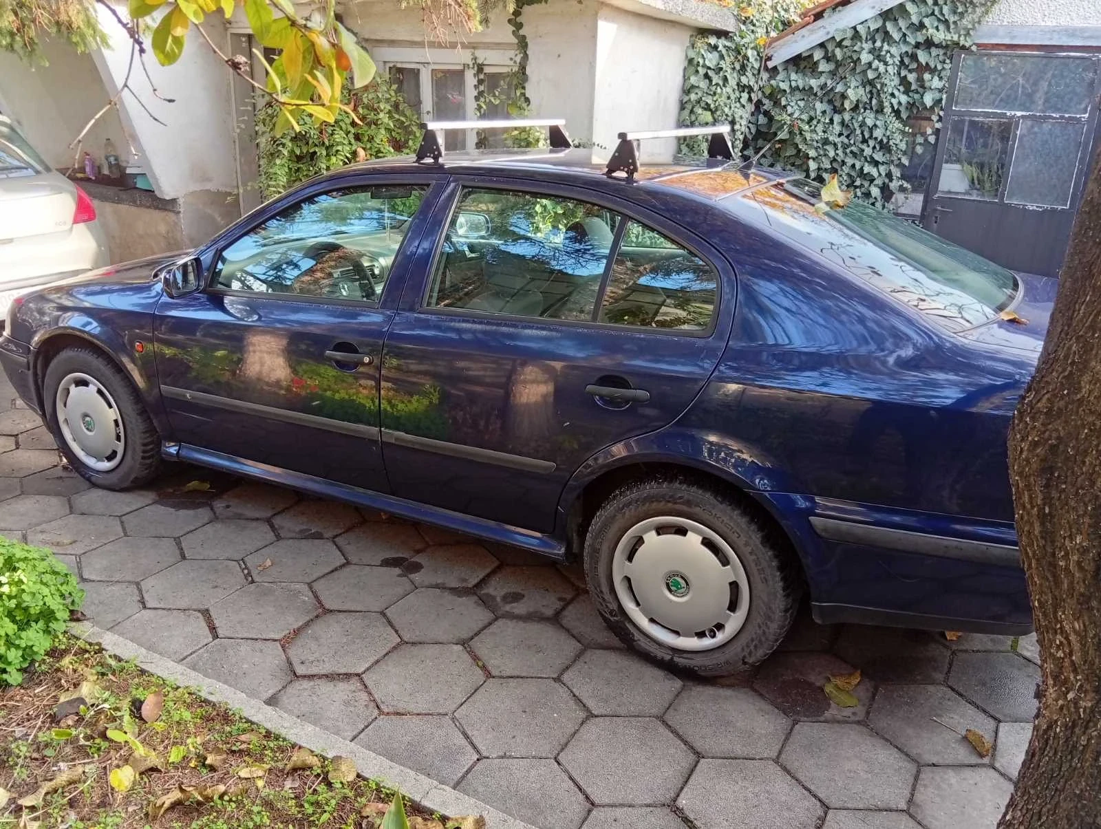 Skoda Octavia 1.6 | Mobile.bg   2