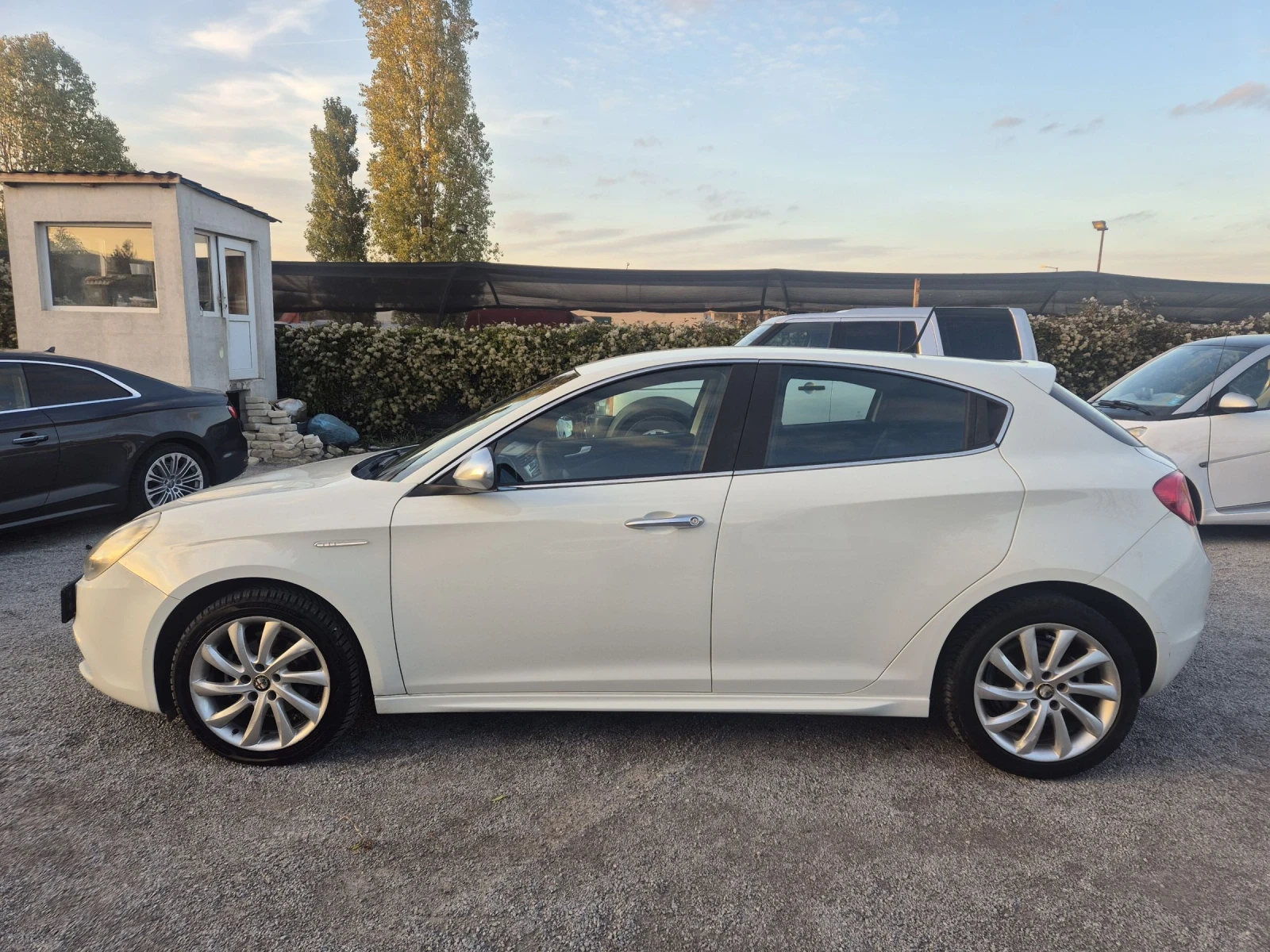 Alfa Romeo Giulietta 1.6-JTD - изображение 2