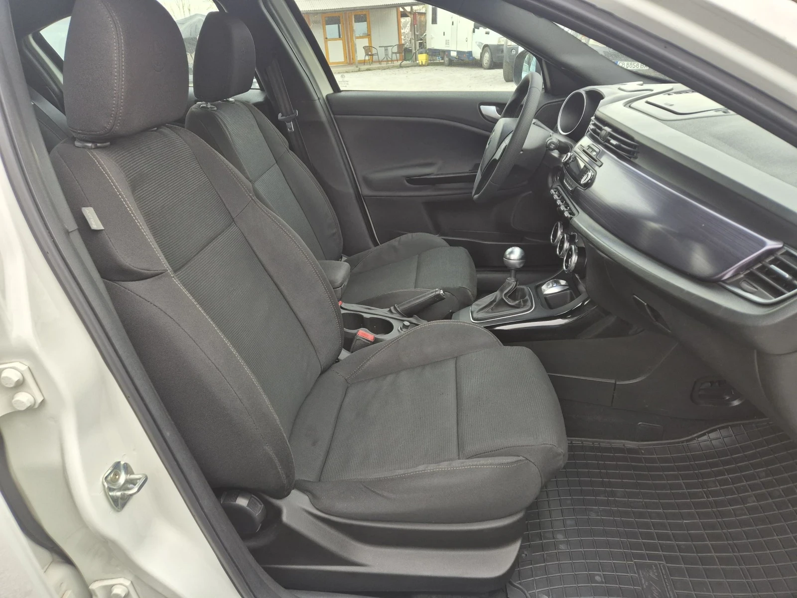 Alfa Romeo Giulietta 1.6-JTD | Mobile.bg   11