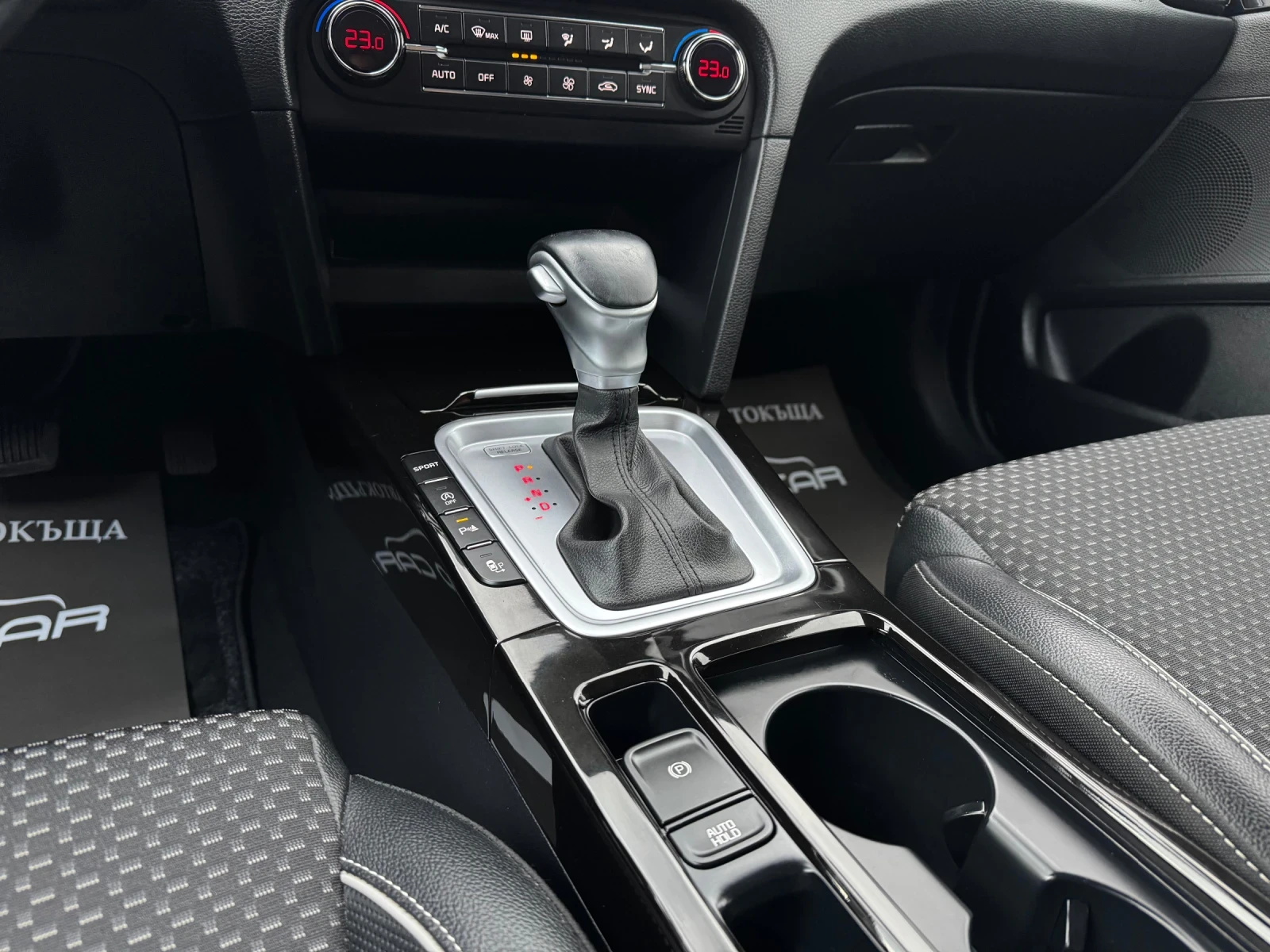 Kia XCeed 1.6CRDI-MHEV-KEYLESS-CAMERA-BLIND SPOT-DIGITAL, снимка 14 - Автомобили и джипове - 53733704