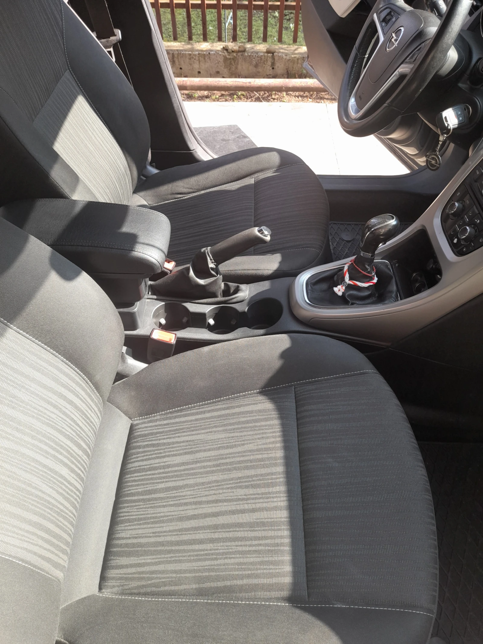 Opel Astra N-JOY, снимка 10 - Автомобили и джипове - 53746460