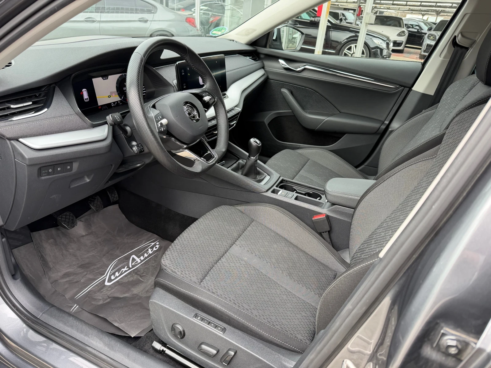Skoda Octavia MATRIX#DIGITAL#DISTR#FULL ASSIST#HEADUP#KEYLESS | Mobile.bg � ����������� 9