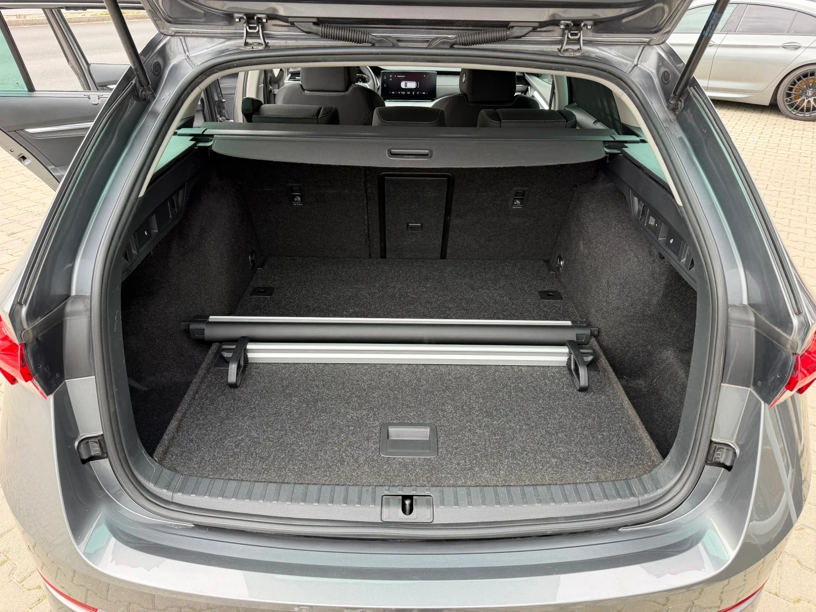 Skoda Octavia MATRIX#DIGITAL#DISTR#FULL ASSIST#HEADUP#KEYLESS | Mobile.bg � ����������� 14