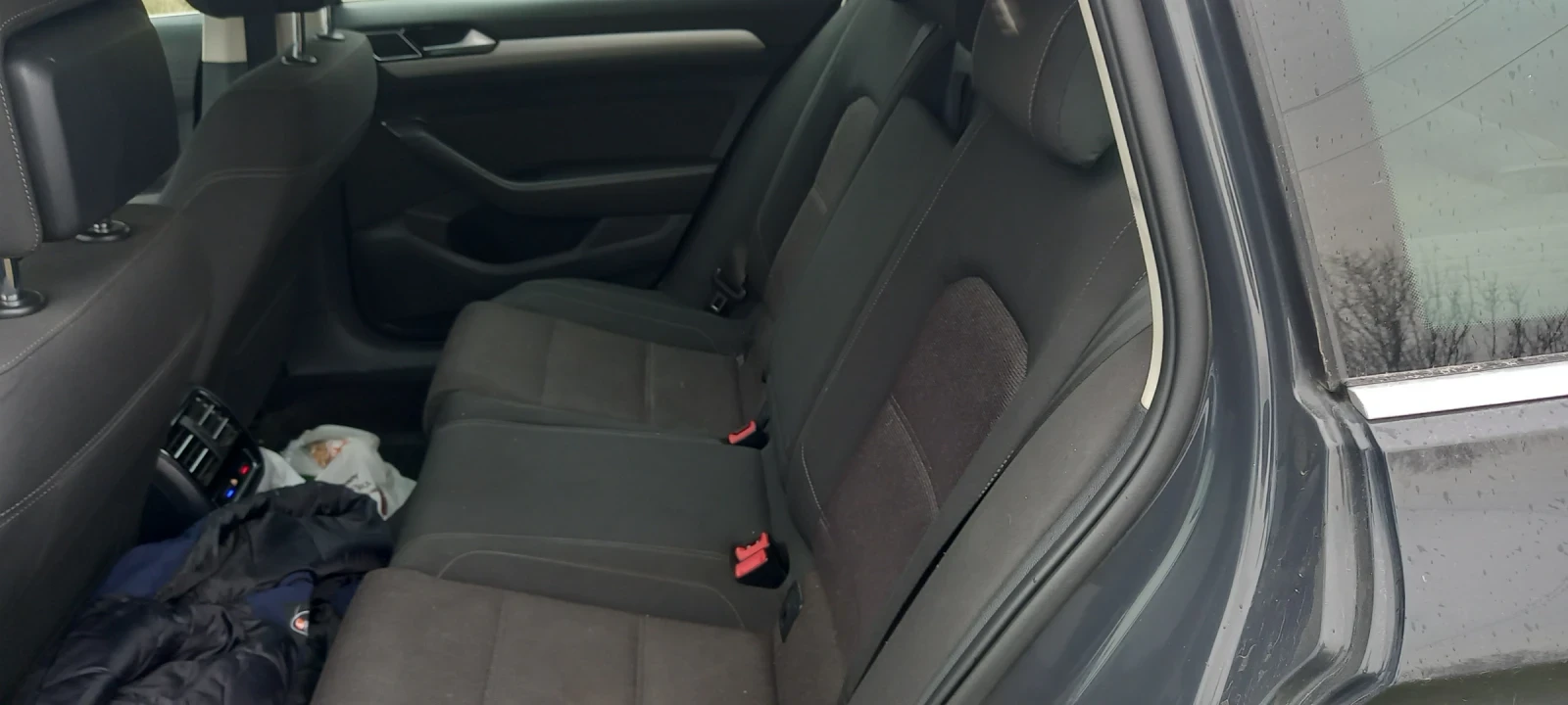 VW Passat 2.0 TDI, снимка 7 - Автомобили и джипове - 53952960