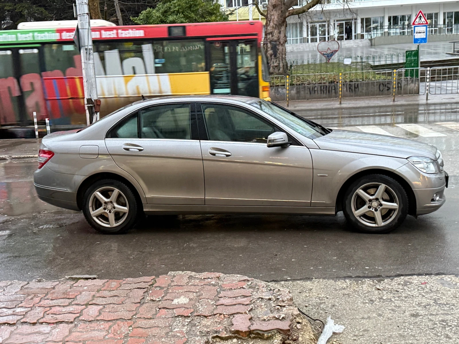 Mercedes-Benz C 200 Kompressor , снимка 6 - Автомобили и джипове - 54073383