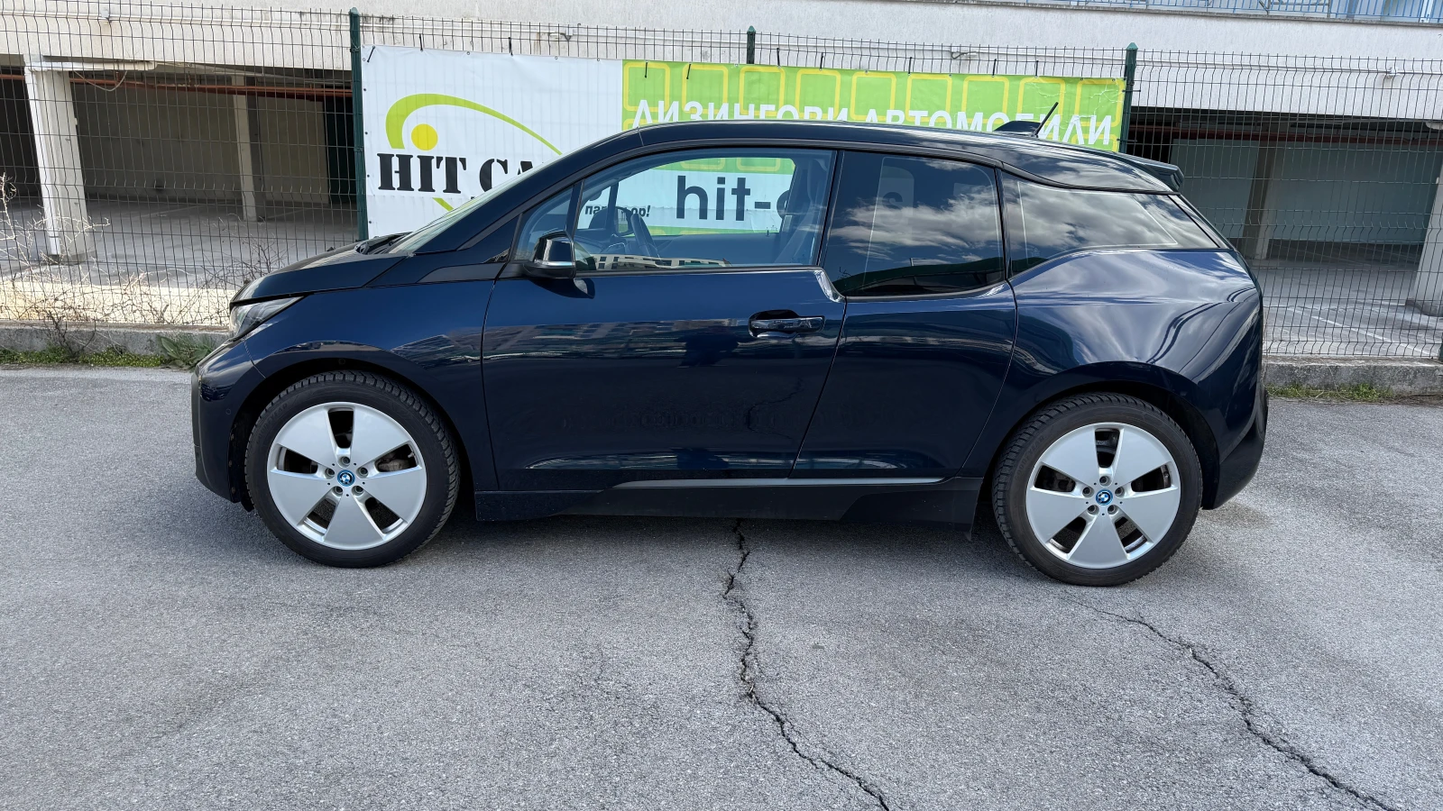 BMW i3 120 Ah от първи собственик, keyless, AppleCarPlay, снимка 5 - Автомобили и джипове - 54080815