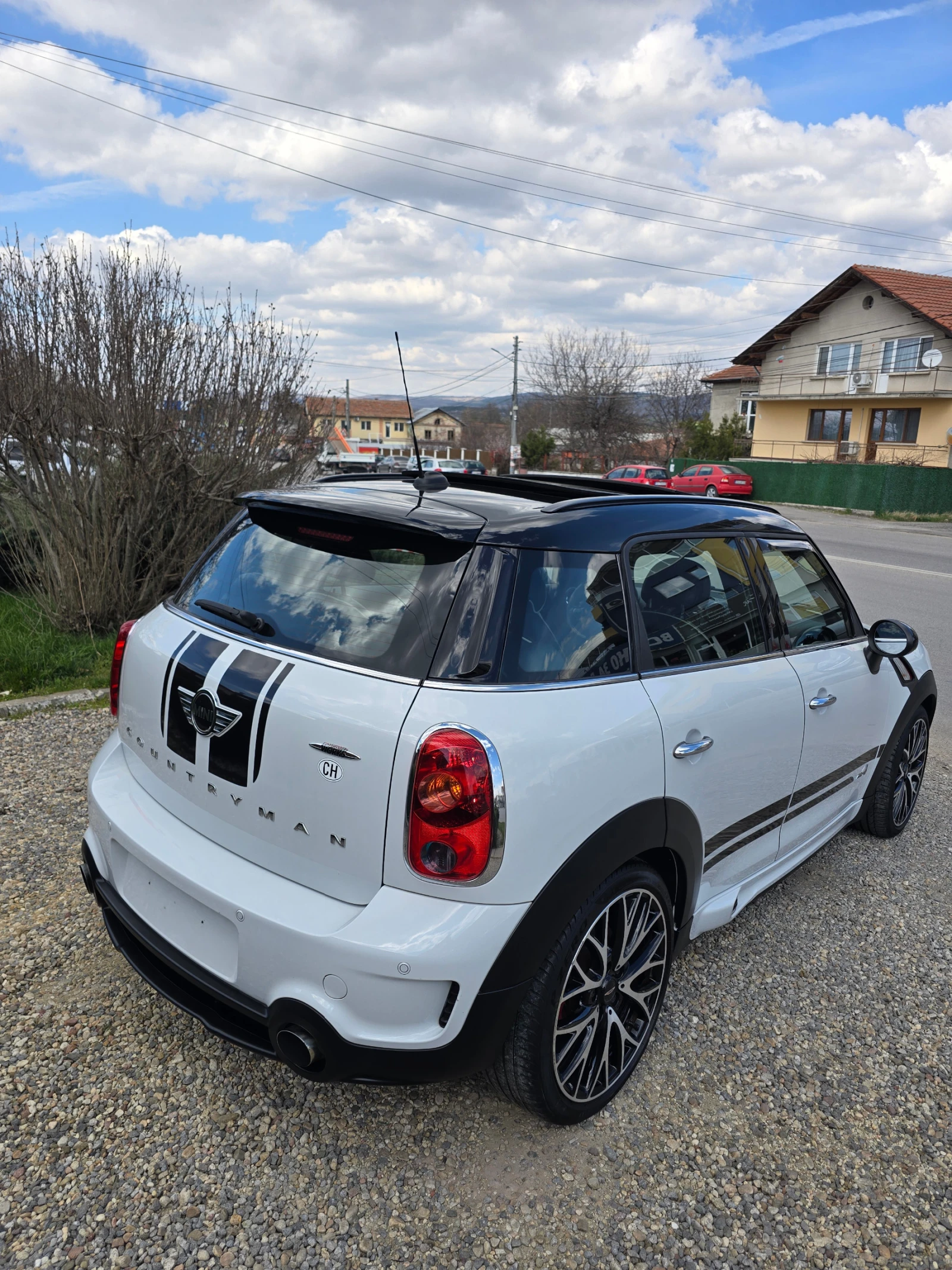 Mini Countryman Mini Countryman JOHN COOPER WORKS от ШВЕЙЦАРИЯ 4Х4, снимка 5 - Автомобили и джипове - 54753118