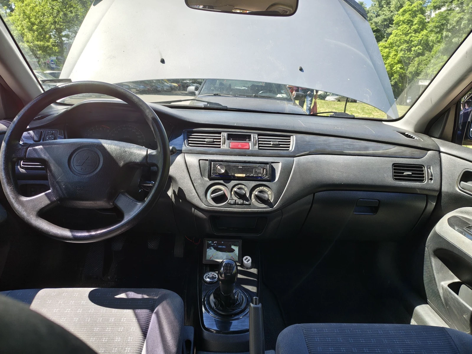Mitsubishi Lancer 1.3 седан бензин/газ, снимка 5 - Автомобили и джипове - 54609852