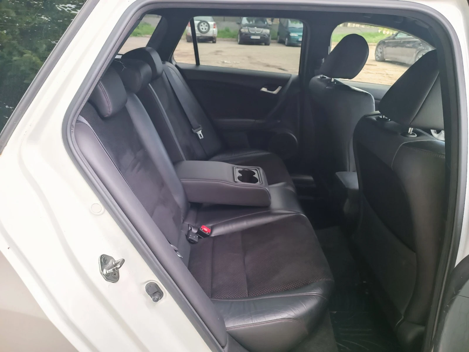 Honda Accord 2.4i-201кс-ШВЕЙЦАРИЯ-РЪЧКА-6ск-FACELIFT-TypeS, снимка 11 - Автомобили и джипове - 54824992