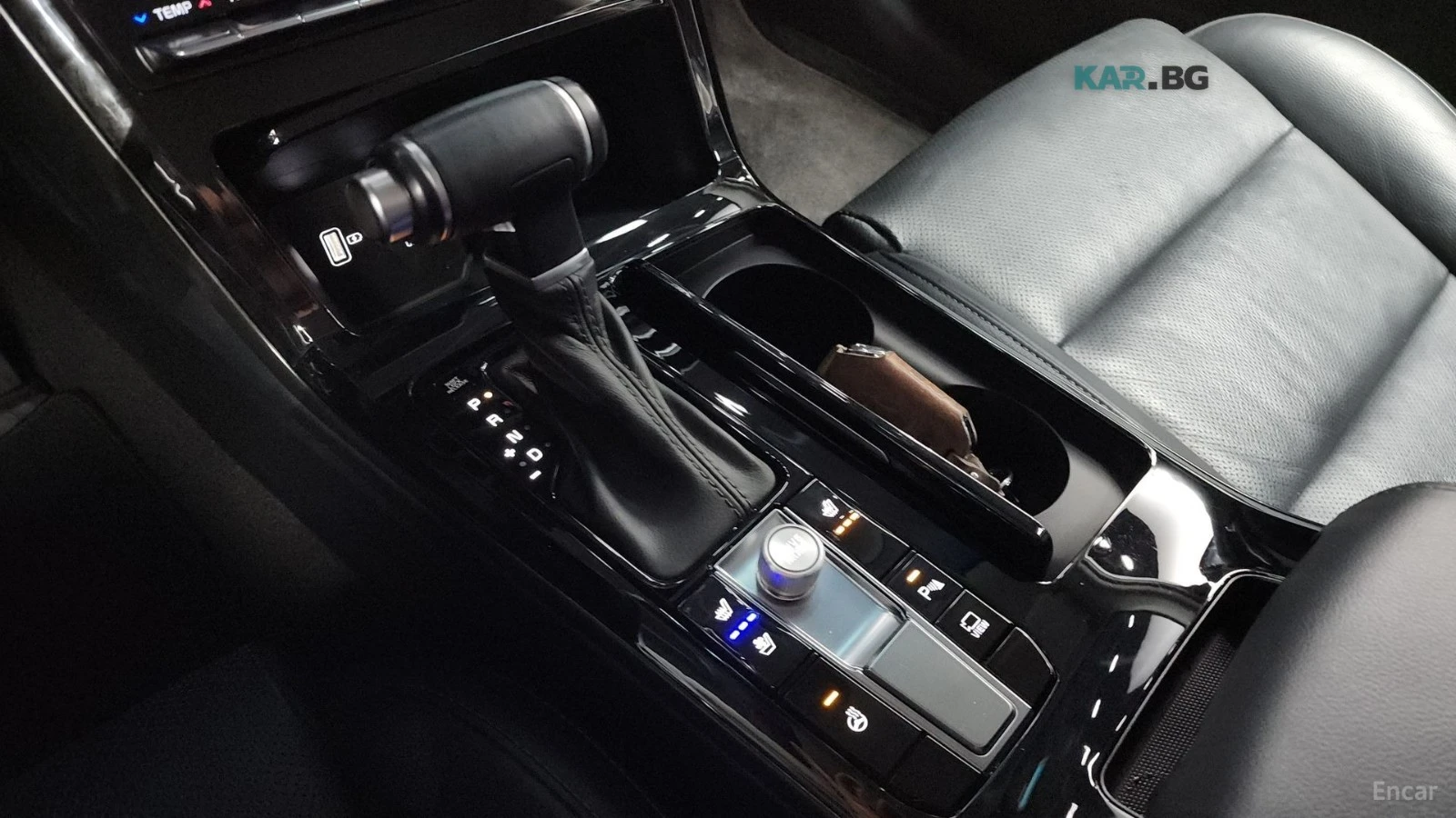 Kia K7 * 2.5GDi* PRESTIGE* КОЖА* ПОДГРЕВ* ОБДУХВАНЕ* КАМЕ, снимка 9 - Автомобили и джипове - 54854853