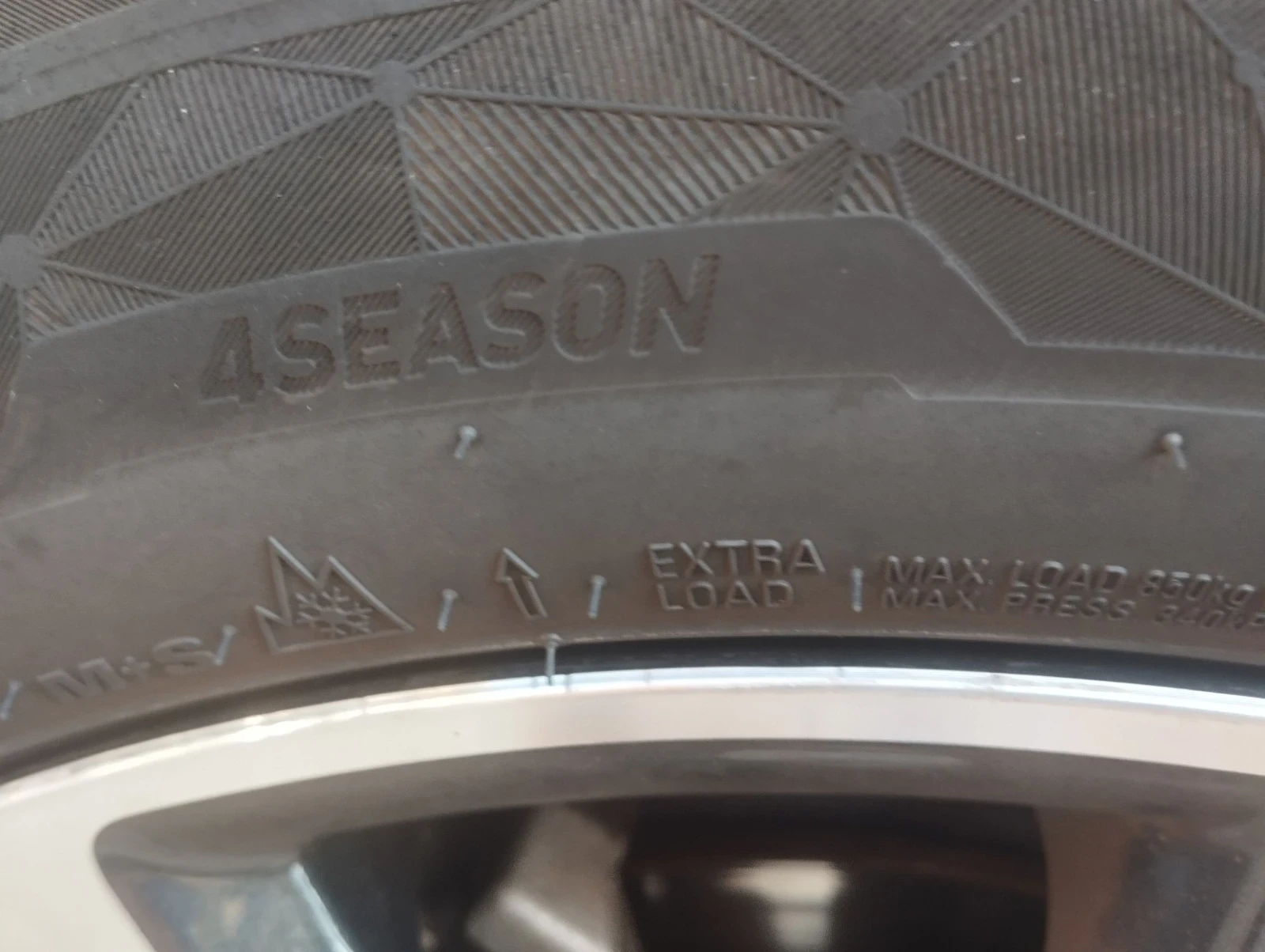 Peugeot 3008 1.6 HDI, снимка 6 - Автомобили и джипове - 55419576