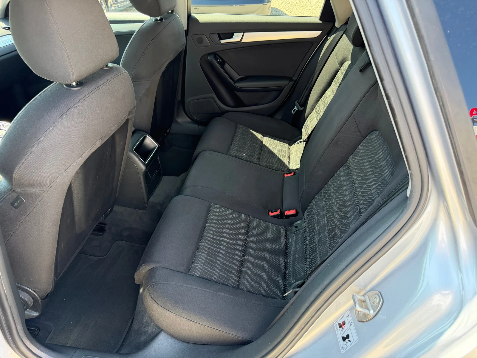 Audi A4 2.0TDI 190k.с 4х4 2015г., снимка 13 - Автомобили и джипове - 55446612
