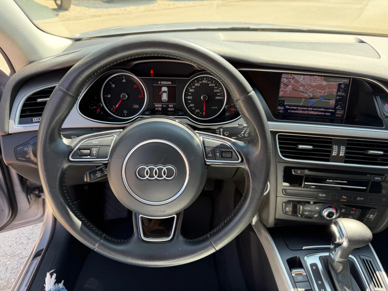 Audi A4 2.0TDI 190k.с 4х4 2015г., снимка 9 - Автомобили и джипове - 55446612