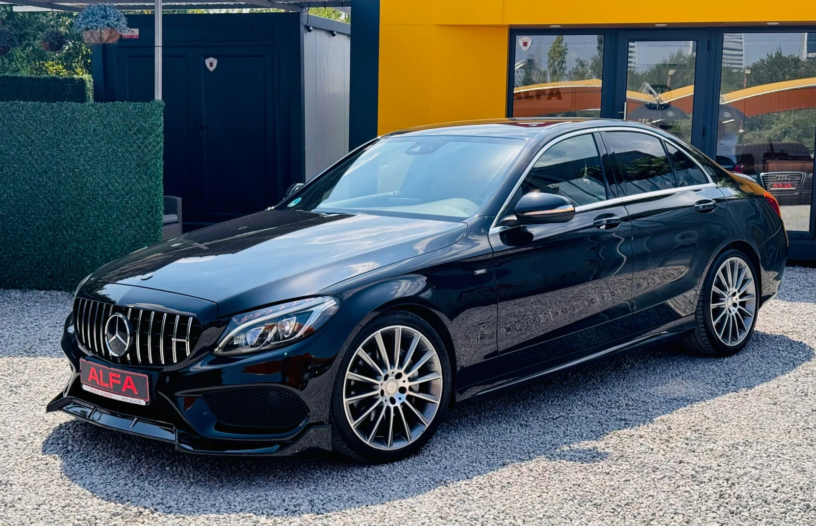 Mercedes-Benz C 220 d/BRABUS/СЕДАН/БЕЗ АНАЛОГ/ТОП ИЗПЪЛНЕНИЕ///, снимка 3 - Автомобили и джипове - 55787205