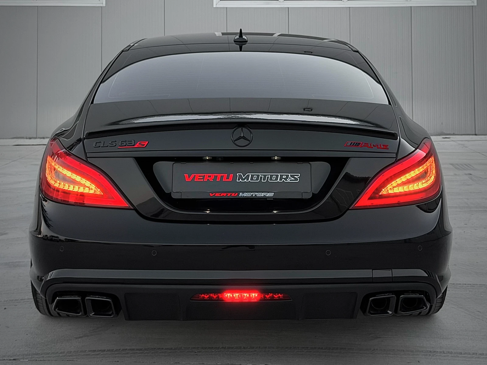 Mercedes-Benz CLS 500 4.7 V8/ 4MATIC/ 63 AMG/ 3xTV/ ALCANTARA/, снимка 5 - Автомобили и джипове - 55943682