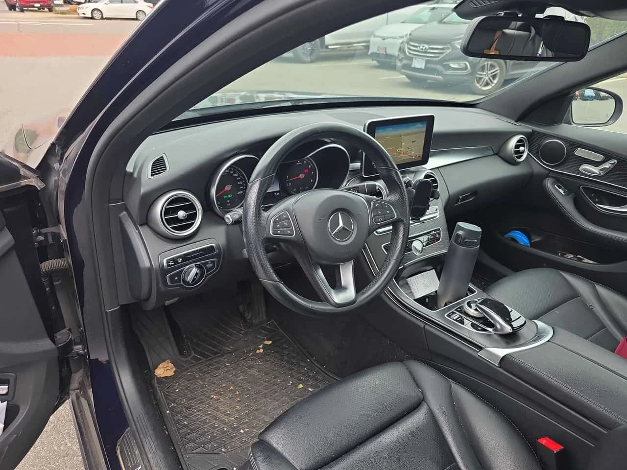 Mercedes-Benz C 300 АМГ ПАКЕТ/CARFAX/ПОДГРЕВ/ПАМЕТ/ПАНОРАМА/, снимка 5 - Автомобили и джипове - 56222476