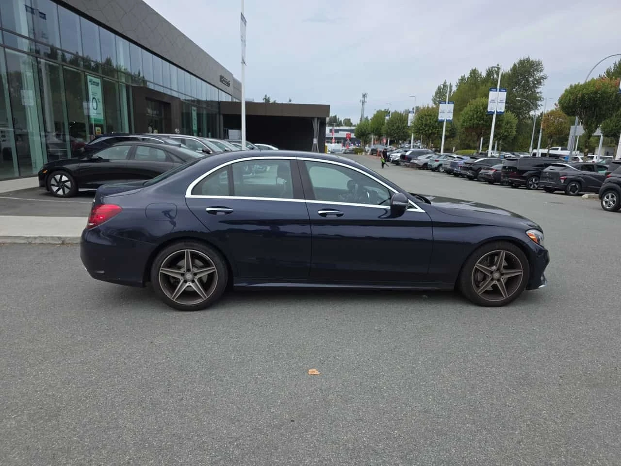 Mercedes-Benz C 300 АМГ ПАКЕТ/CARFAX/ПОДГРЕВ/ПАМЕТ/ПАНОРАМА/, снимка 3 - Автомобили и джипове - 56222476