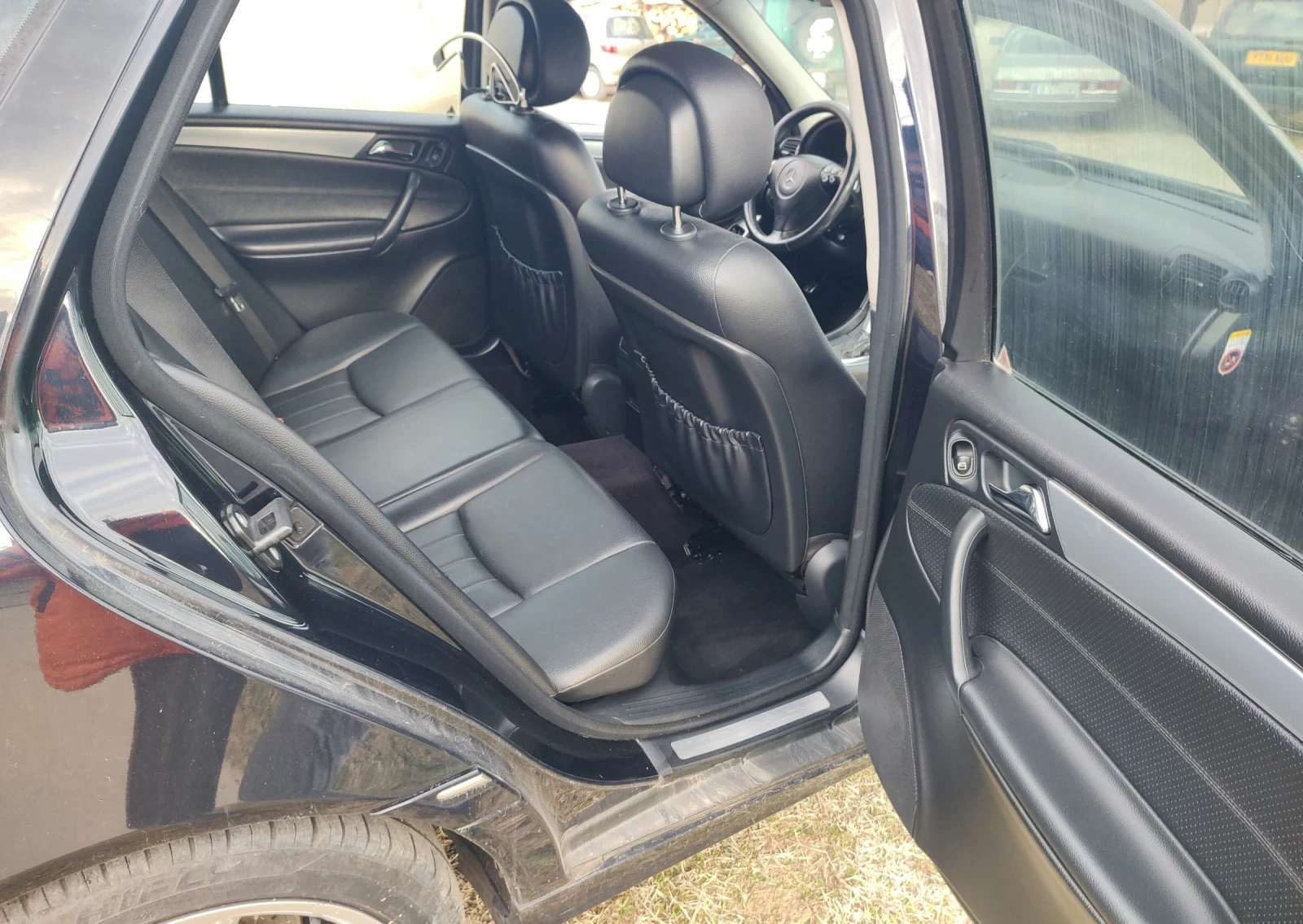 Mercedes-Benz C 320 Sport edition , снимка 6 - Автомобили и джипове - 56356933