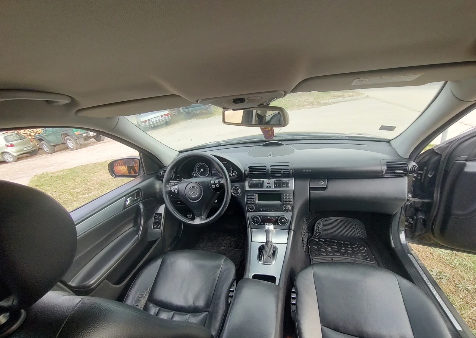 Mercedes-Benz C 320 Sport edition , снимка 4 - Автомобили и джипове - 56356933