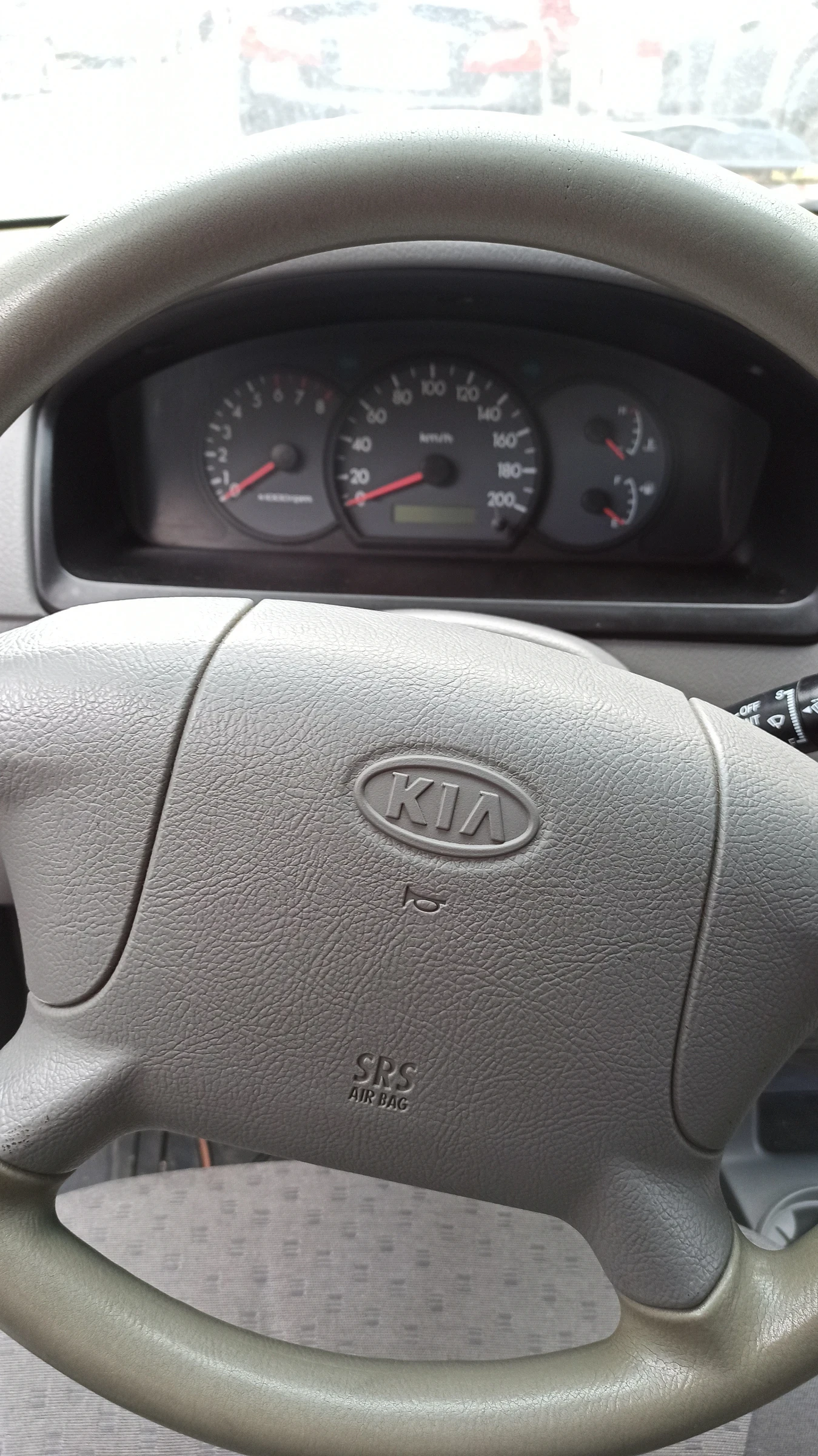 Kia Rio, снимка 5 - Автомобили и джипове - 56577546