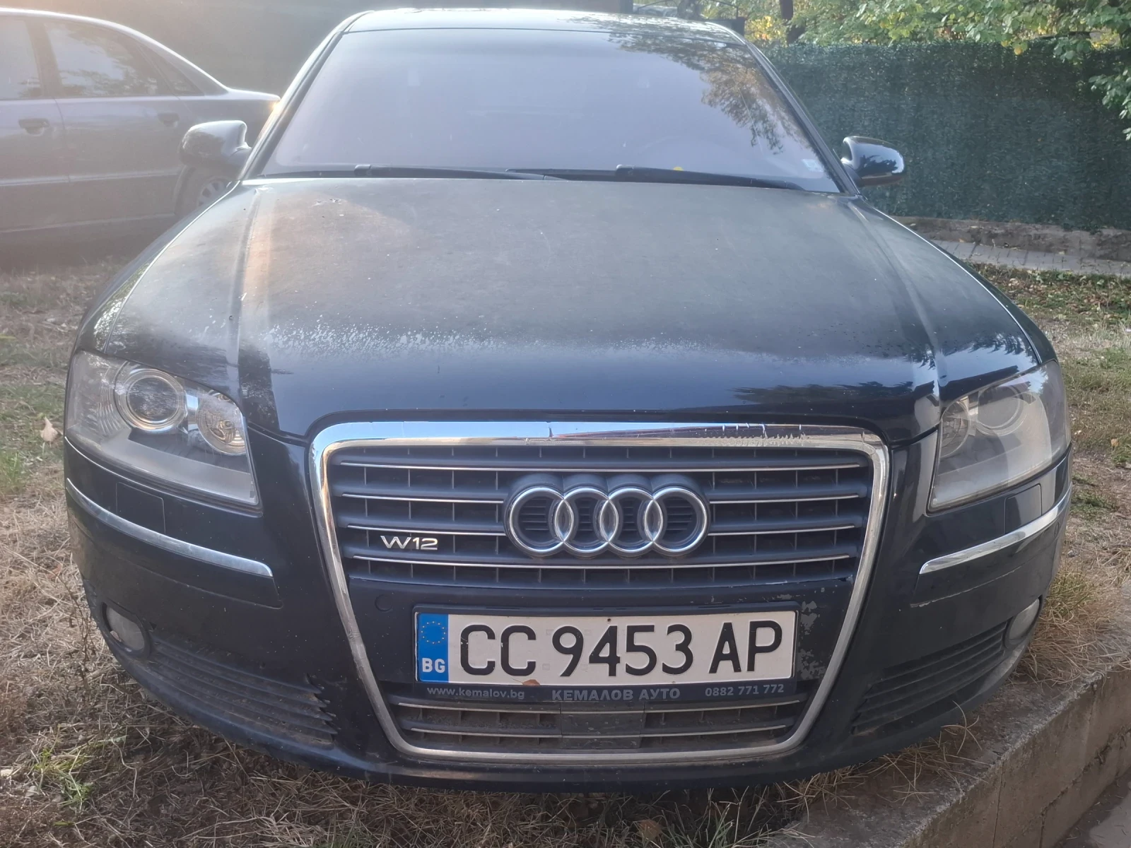 Audi A8 W12