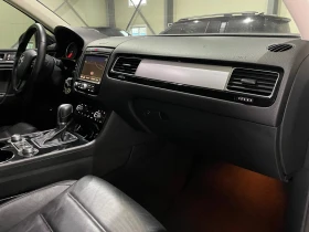 VW Touareg 3.0 TDI 4motin ! Exclusive ! FaceLift !, снимка 13