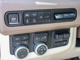 Gmc Yukon * DENALI | ULTIMATE PACKAGE | PANO ROOF | 4WD | HE | Mobile.bg � ����� ������ 9