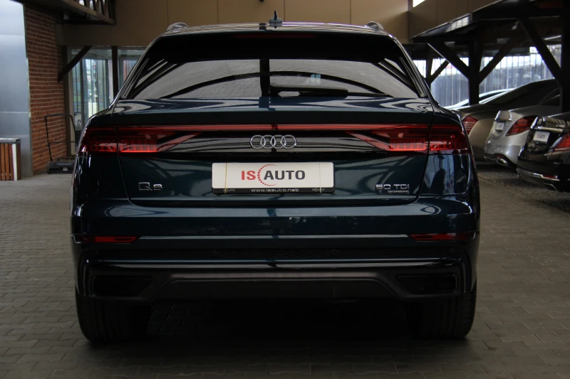 Audi Q8 50TDI/SLINE/Virtual/Quattro/Ambient/Подгрев, снимка 5 - Автомобили и джипове - 46994800