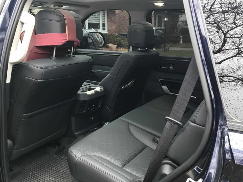 Toyota Sequoia * Limited 4WD * CARFAX * БЕЗ ПЪРВОНАЧАЛНА ВНОСКА, снимка 12 - Автомобили и джипове - 52912410