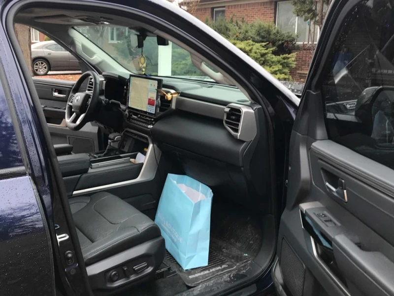 Toyota Sequoia * Limited 4WD * CARFAX * БЕЗ ПЪРВОНАЧАЛНА ВНОСКА, снимка 14 - Автомобили и джипове - 52912410