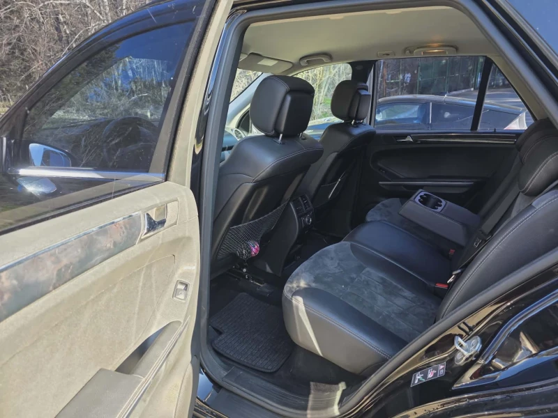 Mercedes-Benz ML 320, снимка 8 - Автомобили и джипове - 53152251