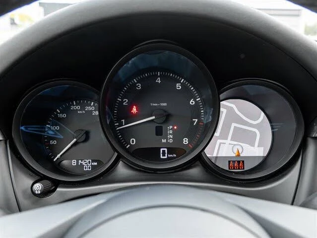 Porsche Macan  AWD * PREMIUM * АвтоКредит* (ЦЕНА ДО БГ), снимка 10 - Автомобили и джипове - 53276106