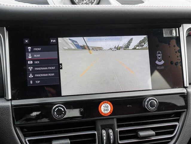 Porsche Macan  AWD * PREMIUM * АвтоКредит* (ЦЕНА ДО БГ), снимка 14 - Автомобили и джипове - 53276106