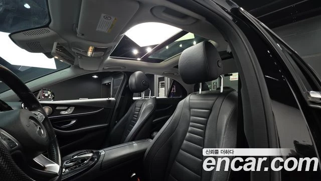 Mercedes-Benz E 300 | TOP SERVICE AMG OPTIC, снимка 17 - Автомобили и джипове - 55712505