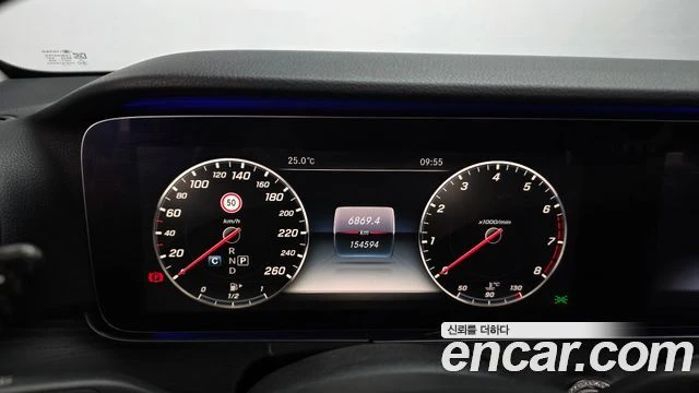 Mercedes-Benz E 300 | TOP SERVICE AMG OPTIC, снимка 8 - Автомобили и джипове - 55712505