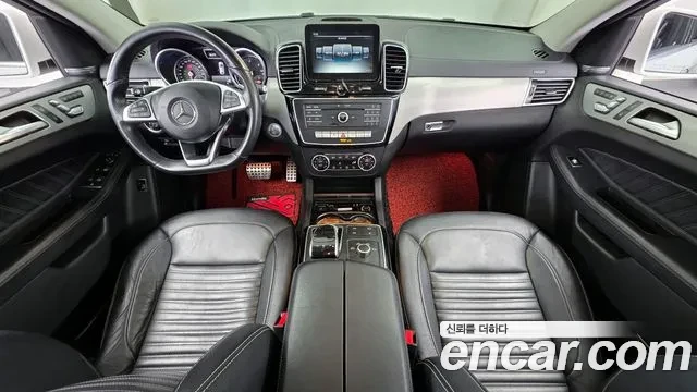 Mercedes-Benz GLE 350 КУПЕ * 360 КАМЕРИ * ДВД * АСИСТ ПАКЕТ *  * , снимка 8 - Автомобили и джипове - 55791335