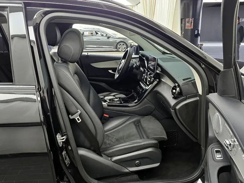 Mercedes-Benz GLC  X253 Glc300 4Matic Amg Line, снимка 11 - Автомобили и джипове - 56324060