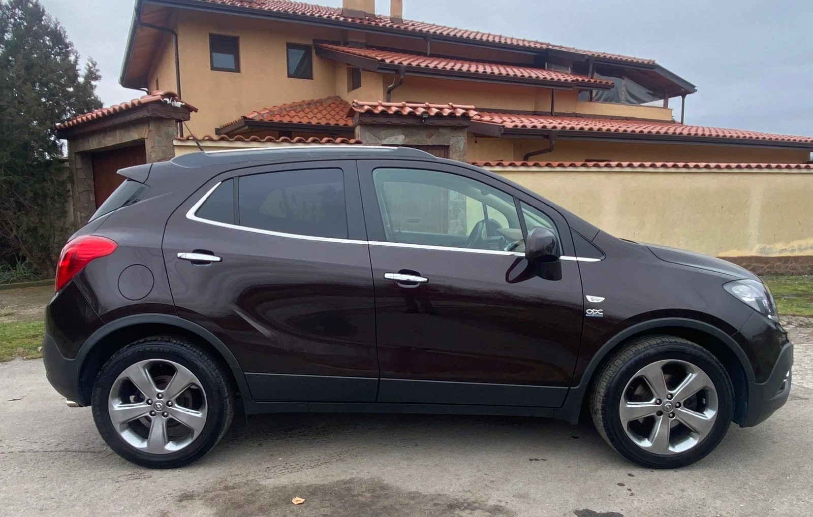 Opel Mokka Всички Екстри!1.4i-140к.с.Серв.история! - изображение 3