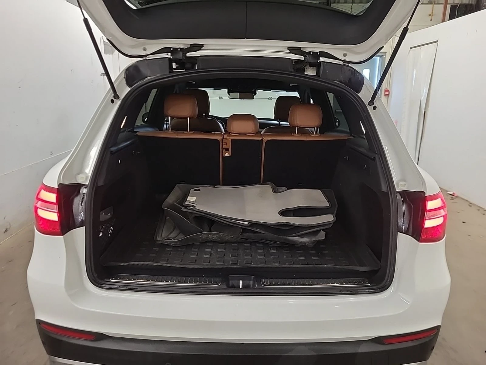 Mercedes-Benz GLC 300 | Mobile.bg   7