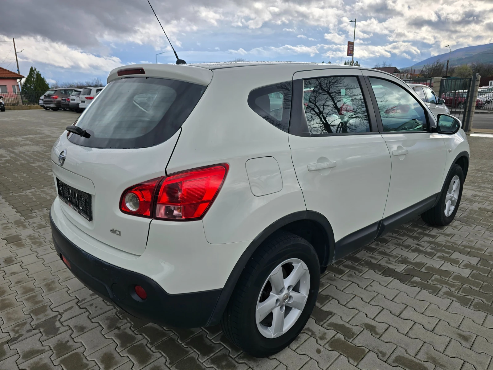 Nissan Qashqai 1.5 DCI, 106к.с., 2008г. - изображение 3