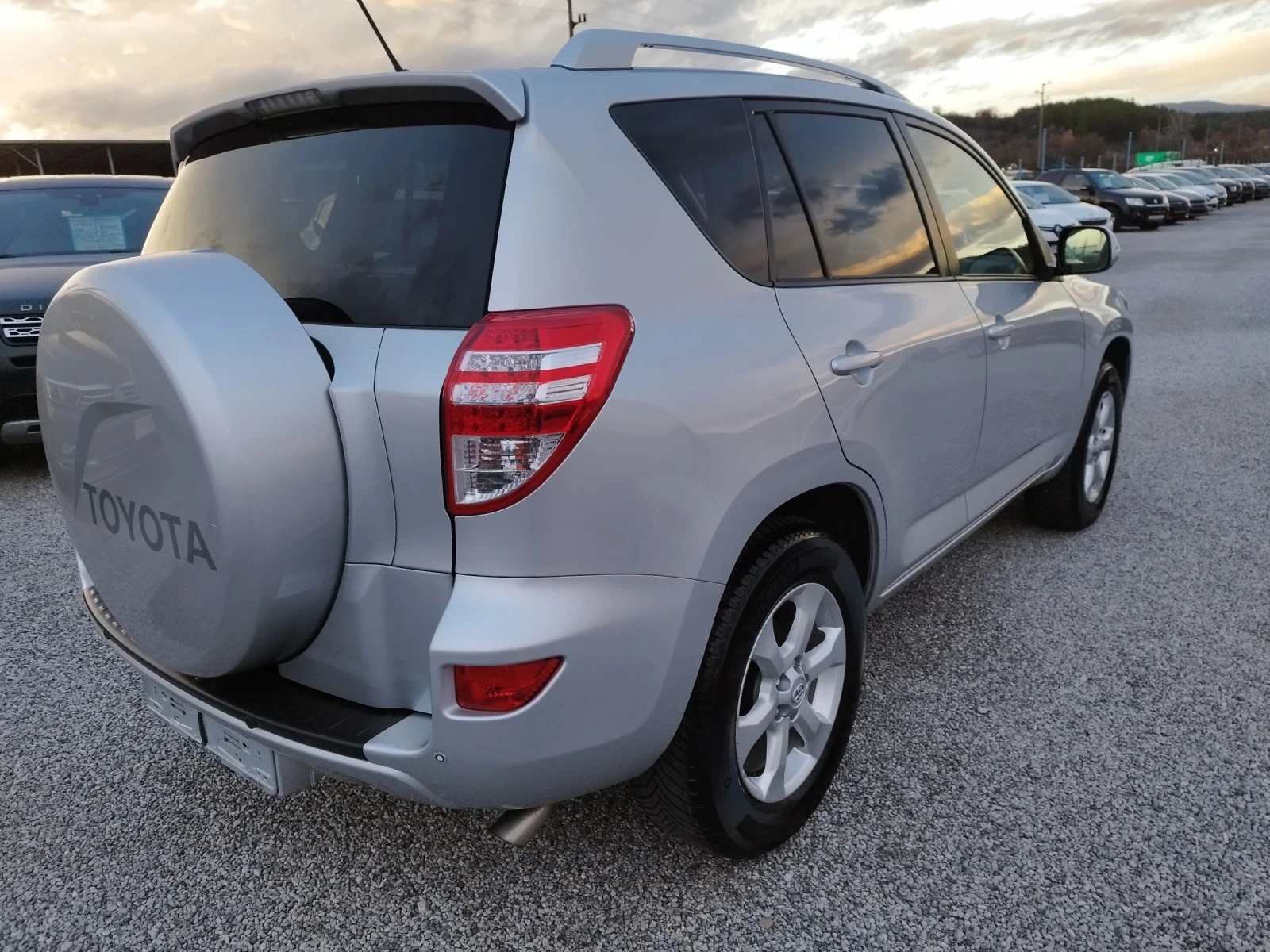 Toyota Rav4 2.2D4D 150. 5 | Mobile.bg   5