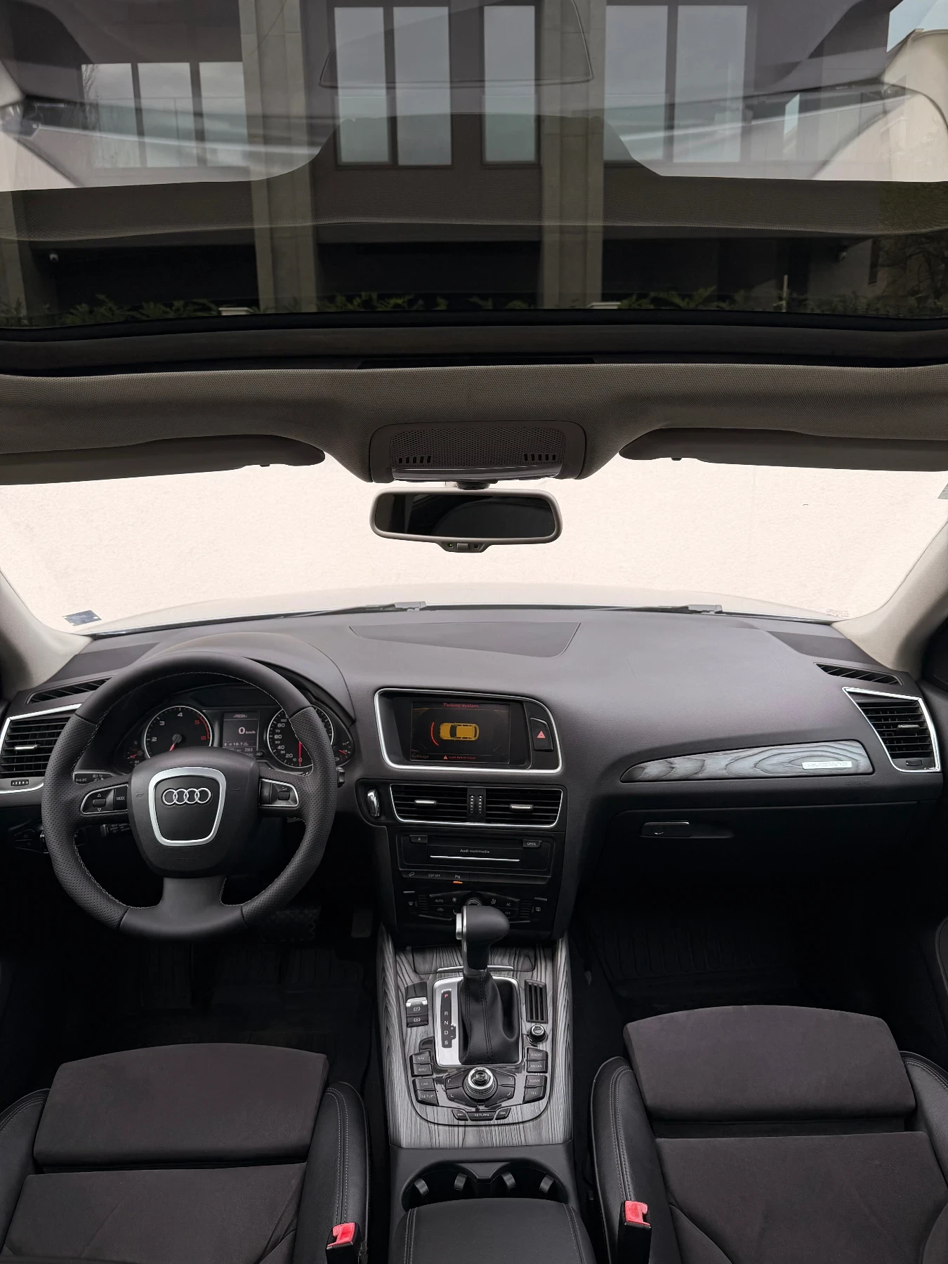 Audi Q5 3.0TDI QUATTRO/S-TRONIC/ПАНОРАМА/ПОДГРЕВ/ЛИЗИНГ* * - изображение 4