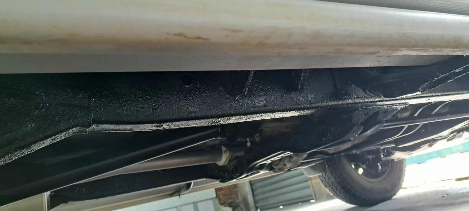 Nissan Terrano, снимка 14 - Автомобили и джипове - 53539123