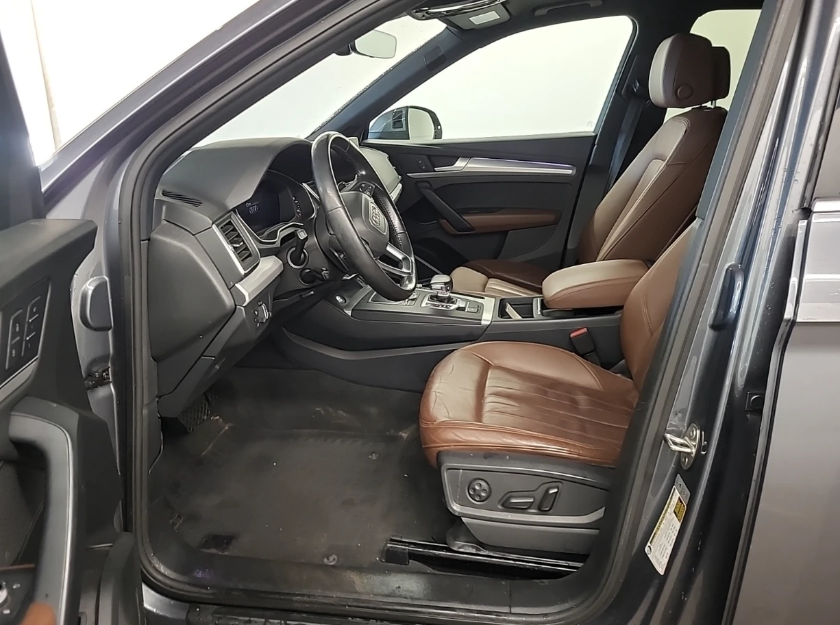 Audi Q5 2018 Audi Q5 TECHNIK, снимка 7 - Автомобили и джипове - 53859854