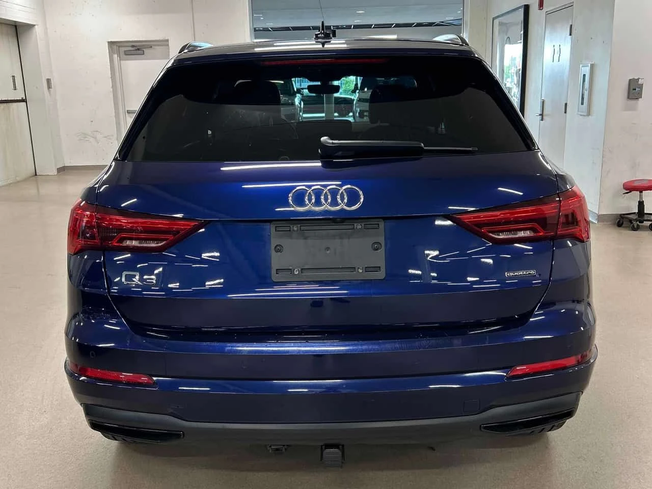 Audi Q3 * 45 TFSI quattro* 2 КЛЮЧА * БЕЗ ИНЦИДЕНТИ * , снимка 4 - Автомобили и джипове - 55245617