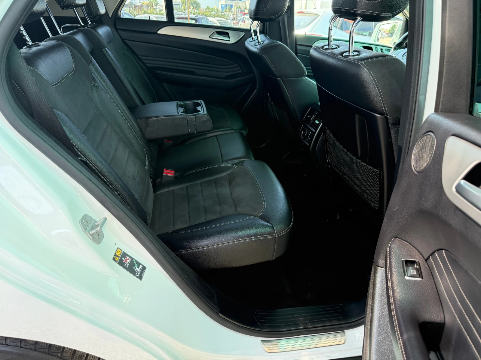 Mercedes-Benz ML 350 AMG  Вакуум, снимка 11 - Автомобили и джипове - 55483606