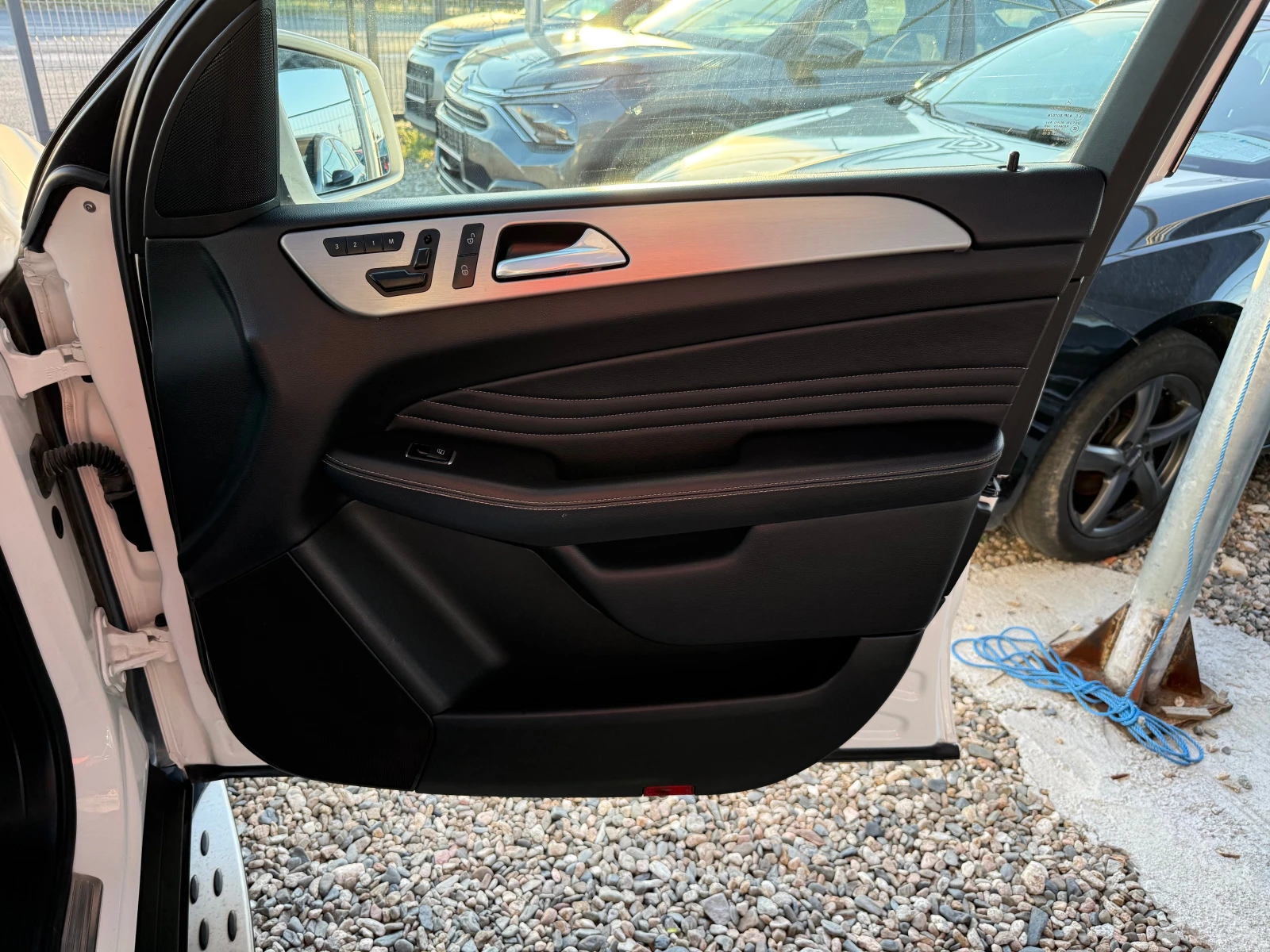 Mercedes-Benz ML 350 AMG  Вакуум, снимка 13 - Автомобили и джипове - 55483606