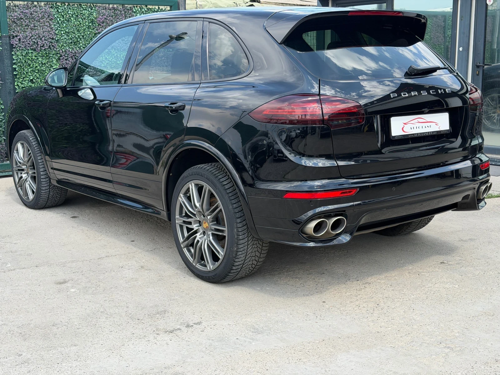 Porsche Cayenne GTS/MATRIX/BOSE/PANO/KEYLESS GO/СОБСТВЕН ЛИЗИНГ, снимка 6 - Автомобили и джипове - 55811441