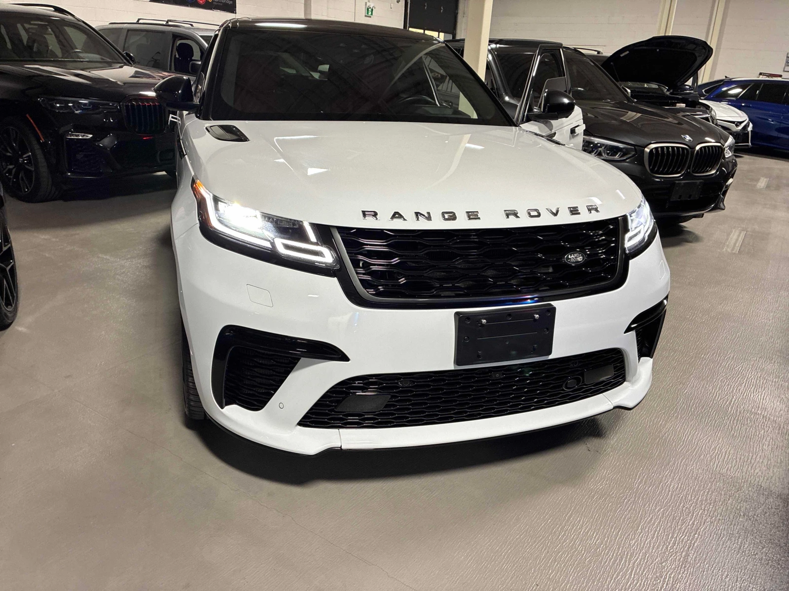 Land Rover Range Rover Velar * SV Autobiography Dynamic * CARFAX * ОПЦИЯ ЗА ФИН, снимка 6 - Автомобили и джипове - 55939992